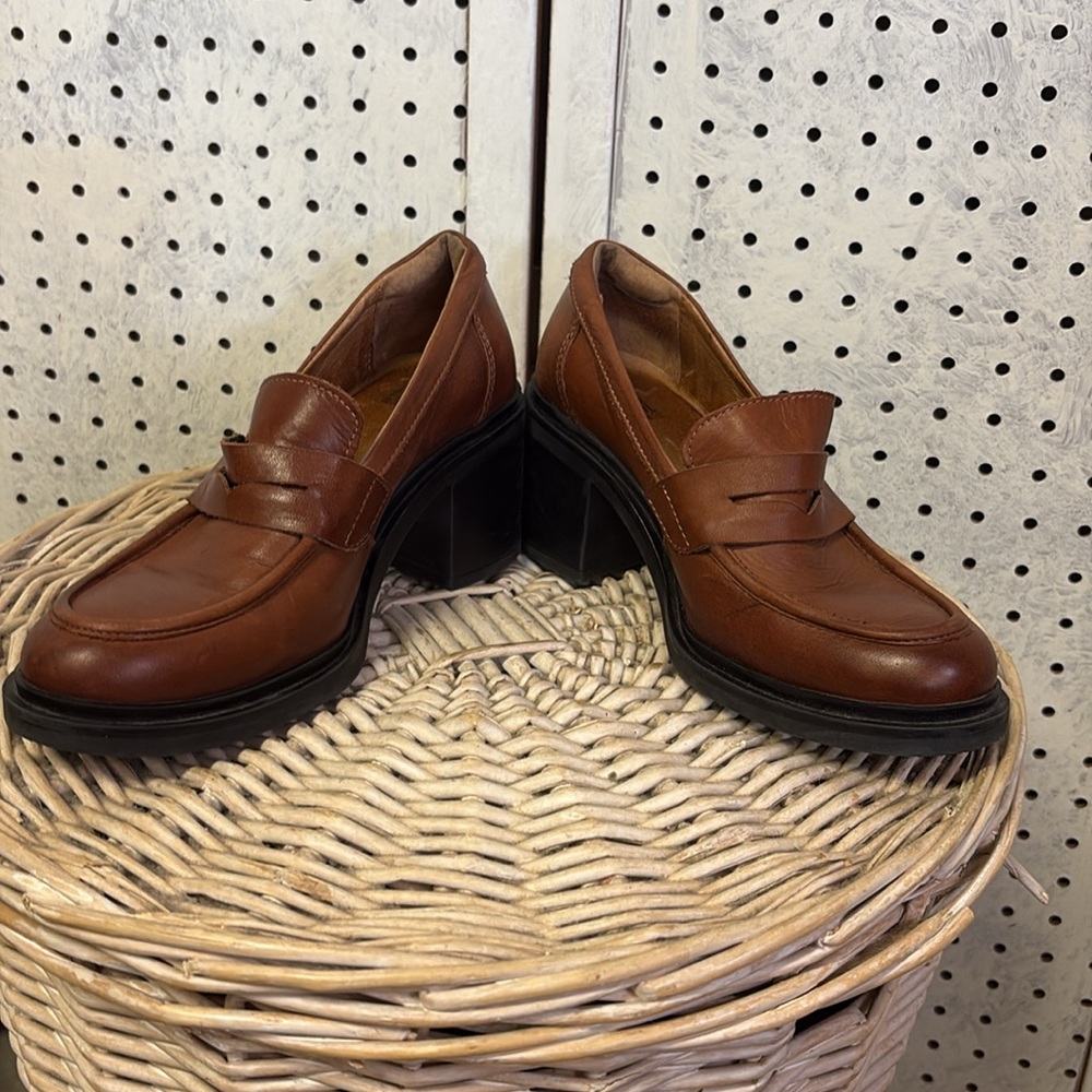 Miz Mooz leather - Picture 9 of 9